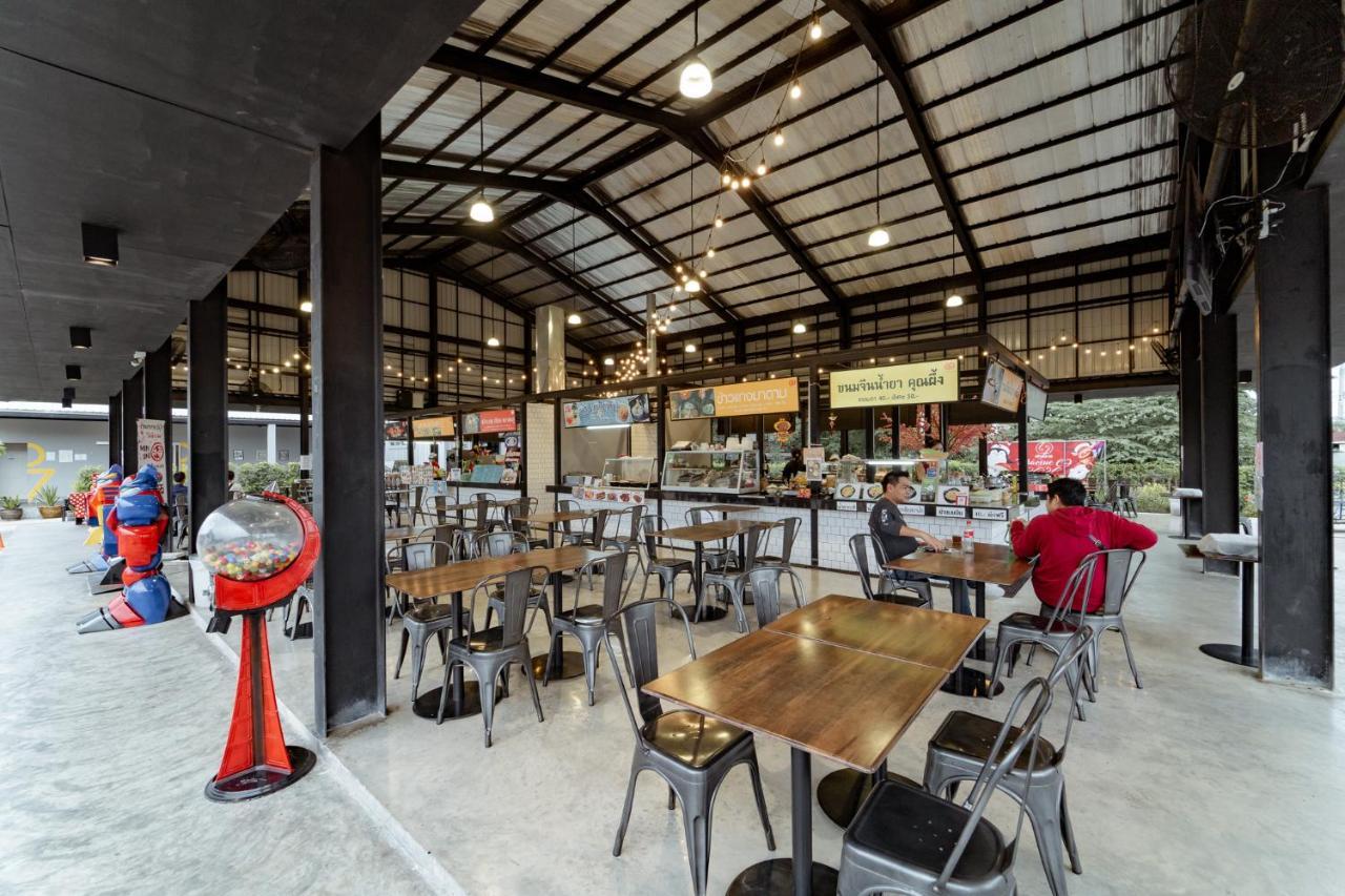 My Space69 Bangkok Exterior foto